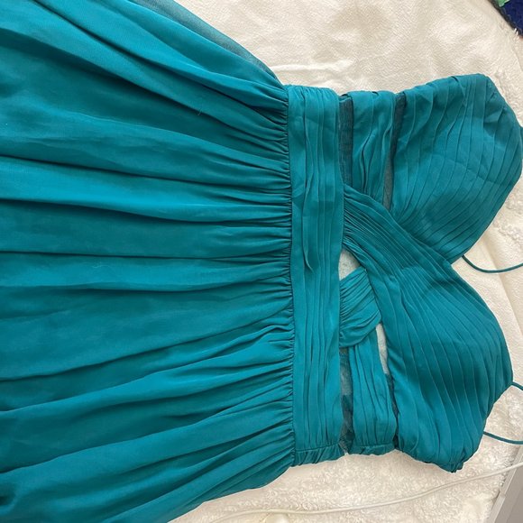 Homecoming Formal Dress ON SALE MUST GO - Picture 3 of 4